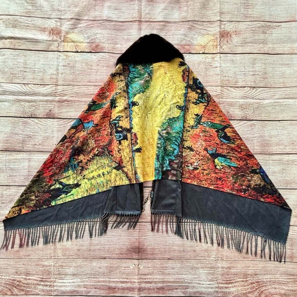 Mar&Co • Elegant Printed Vincent van Gogh Cape with Faux Fur Collar - One Size - Picture 13 of 16